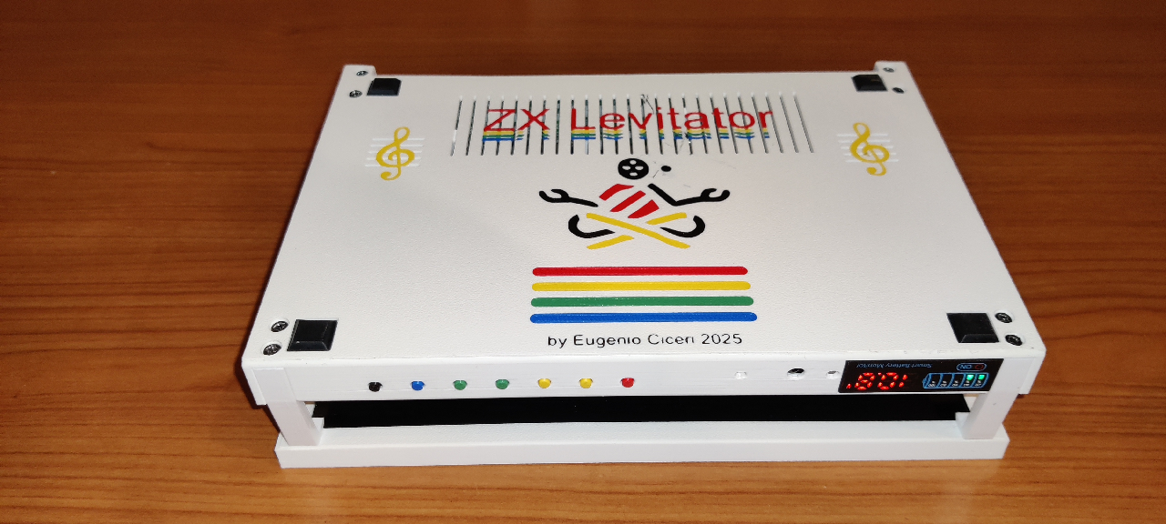 ZX Levitator White Edition pronto per The Spectrum White - Vista dal basso