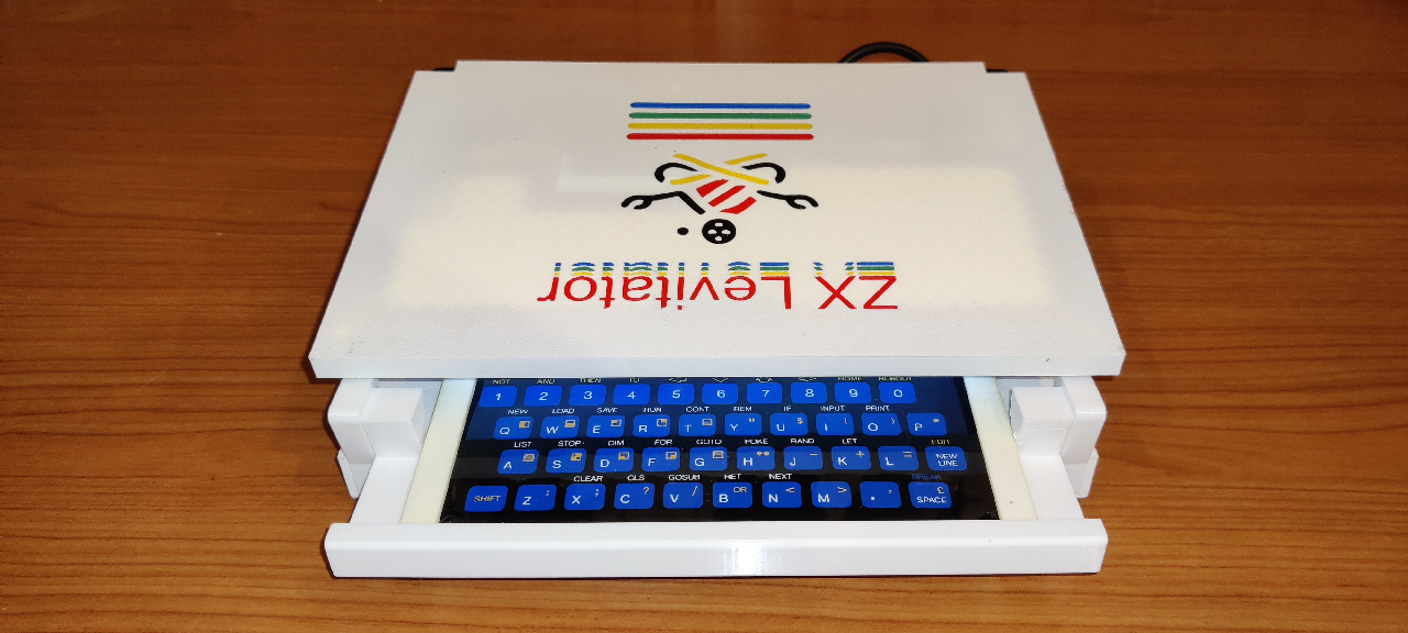 ZX Levitator White Edition con ZX80 - Vista chiuso